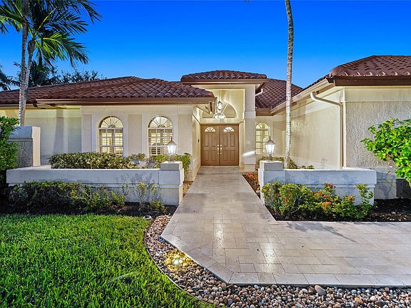 3rd image of 13841 Alexandria Court