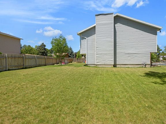 5th image of 8412 S McKenzie Ln