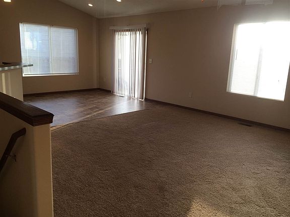 4th image of 4501 S Saint Paul Ave
