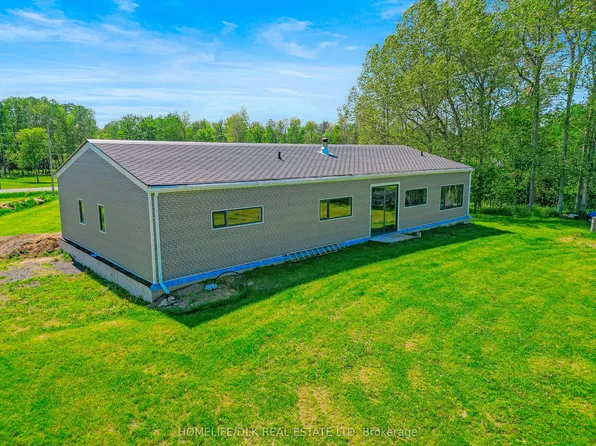 2805 Rocky Rd, Augusta, ON K6V 5T1