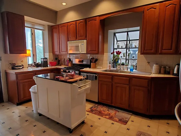 3617 N Wilton Ave #3 — Photo 14
