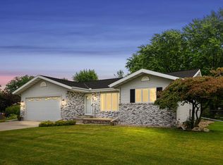 707 County Road V, Fond Du Lac, WI 54935