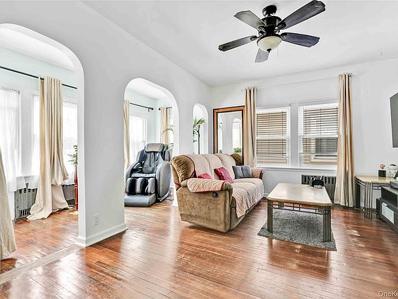 3rd image of 62 Leaman Place