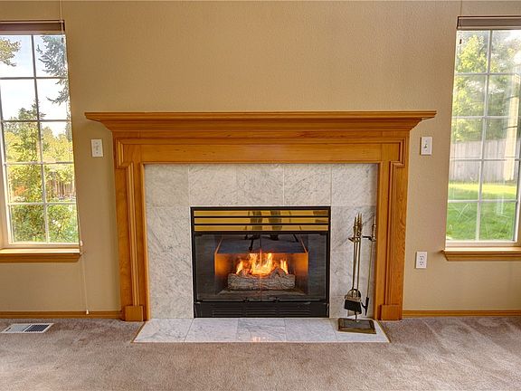 4th image of 20211 120th Street Ct E