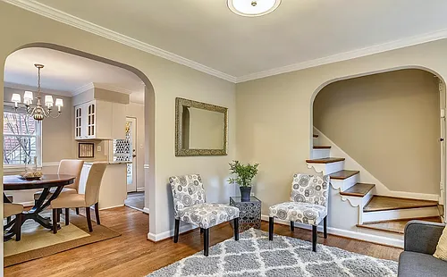 28 W Caton Ave Photo 1