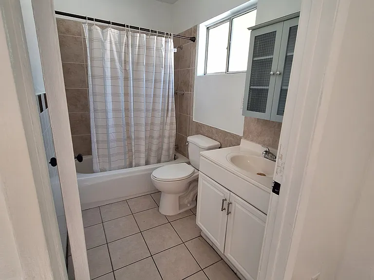 12983 Montague St — Photo 13