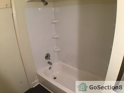 4th image of 2119 E 29th St APT 3