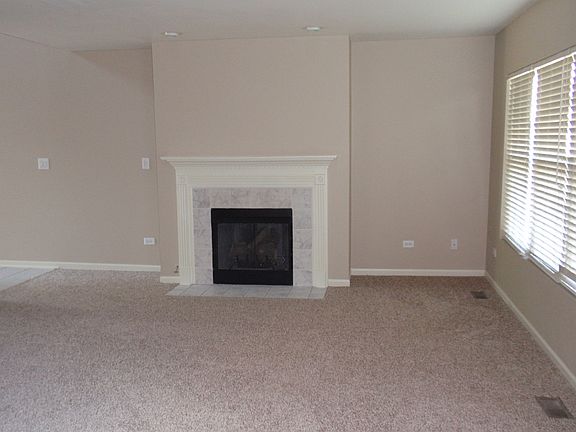 2nd image of 634 Winchester Ln