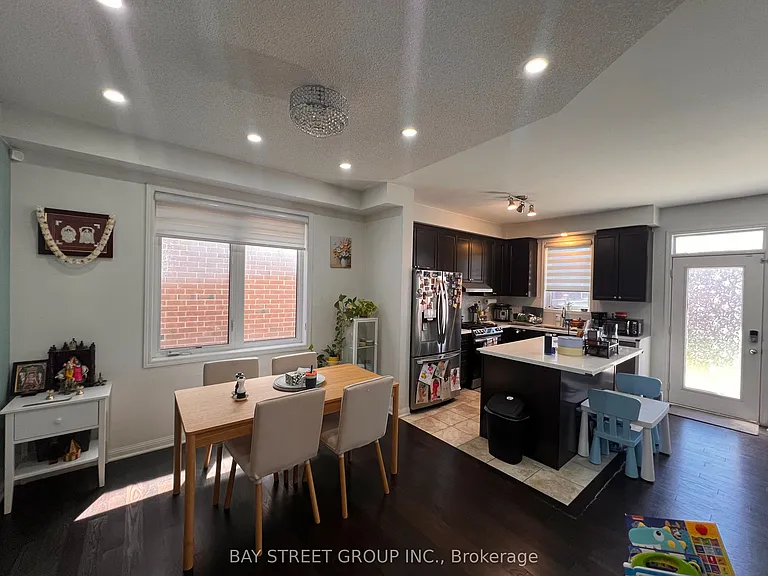 66 Robert Parkinson Dr — Photo 5