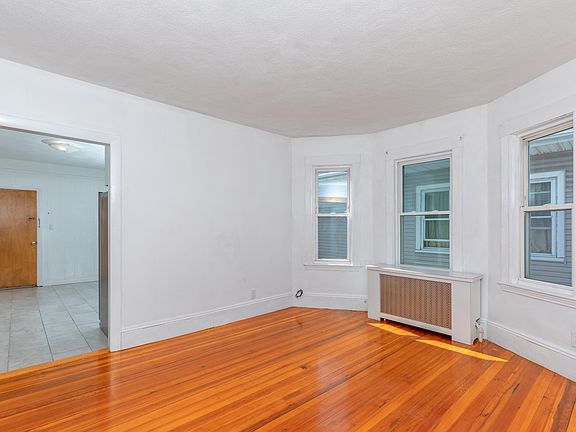 5th image of 1738-1738 N Shore Rd #1740