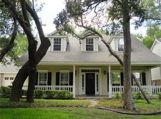 2106 Bluff Cir, Salado, TX 76571