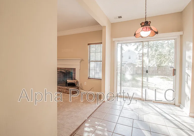 18 Crossvine Way — Photo 8