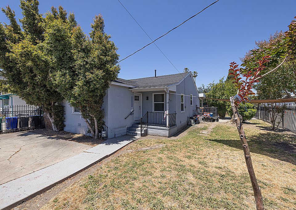 2nd image of 1267 81st Ave