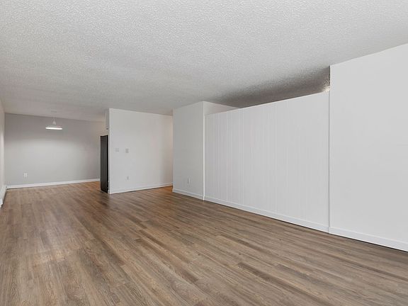 5th image of 962 Sunset Blvd NE APT C4