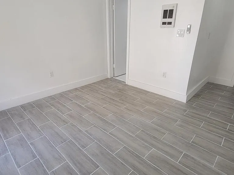 310 NW 16th Ave #1 — Photo 11