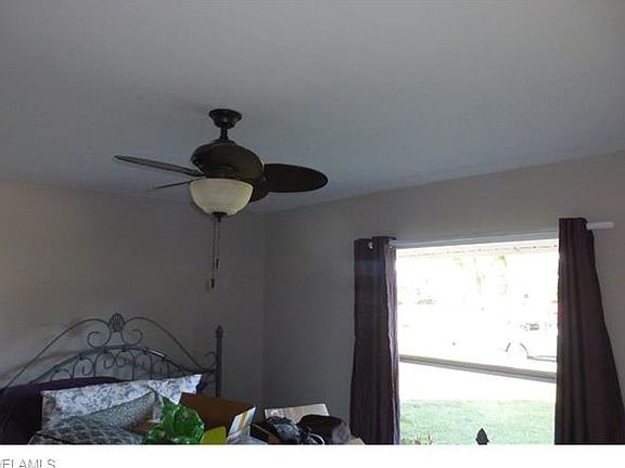 5th image of 109 Willow Creek Ln