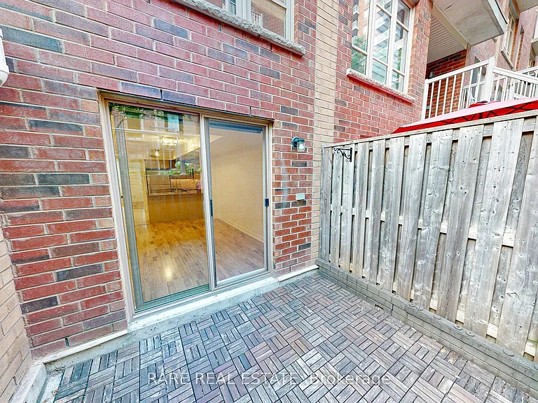 21 Ruttan St #140 — Photo 31