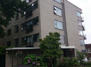 912 3rd Ave W APT 201, Seattle, WA 98119