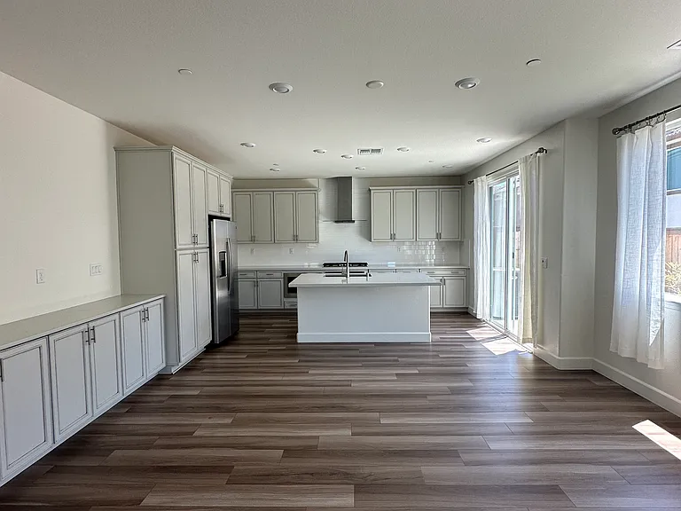 4447 French Dr — Photo 3