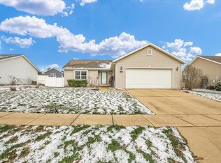 2110 E Pennsylvania Ave, Urbana, IL 61802