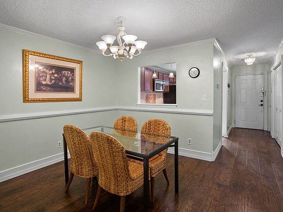 3rd image of 3961 Stillwater Dr