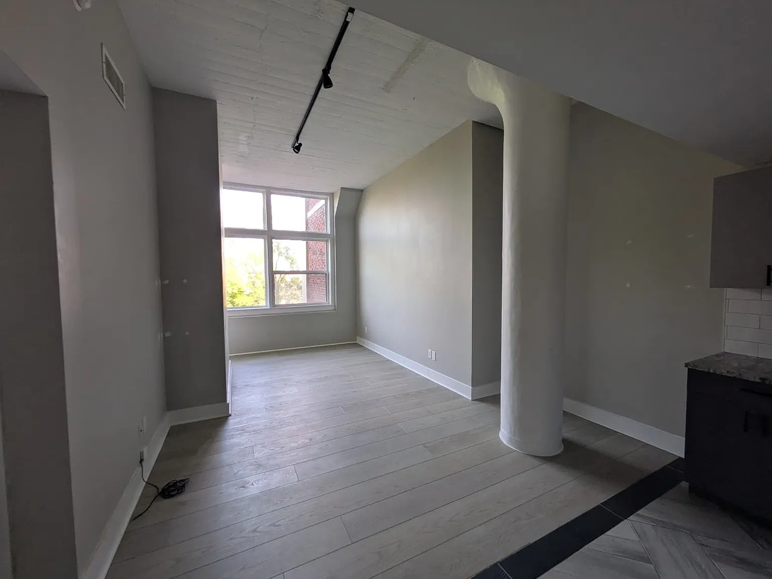 1 bed, $1,600 — Photo 3
