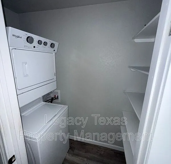 101 Lane Ave #2 — Photo 10