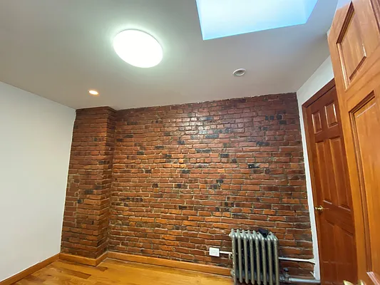 Rented by Coldwell Banker Reliable Real Estate | media 8