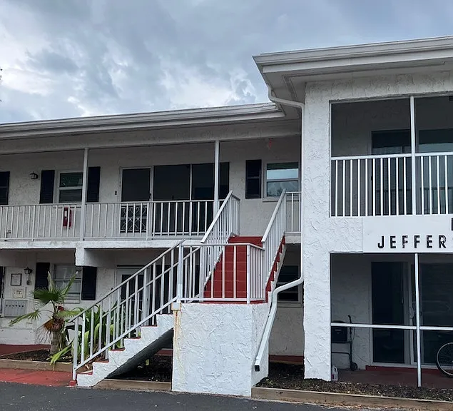124 N Jefferson Ave — Photo 38