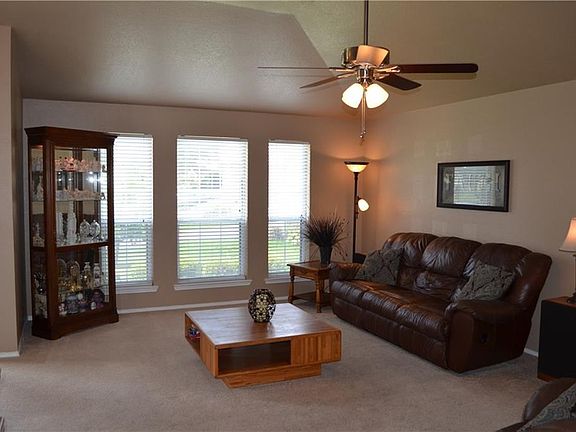 Spacious living area for family gatherings