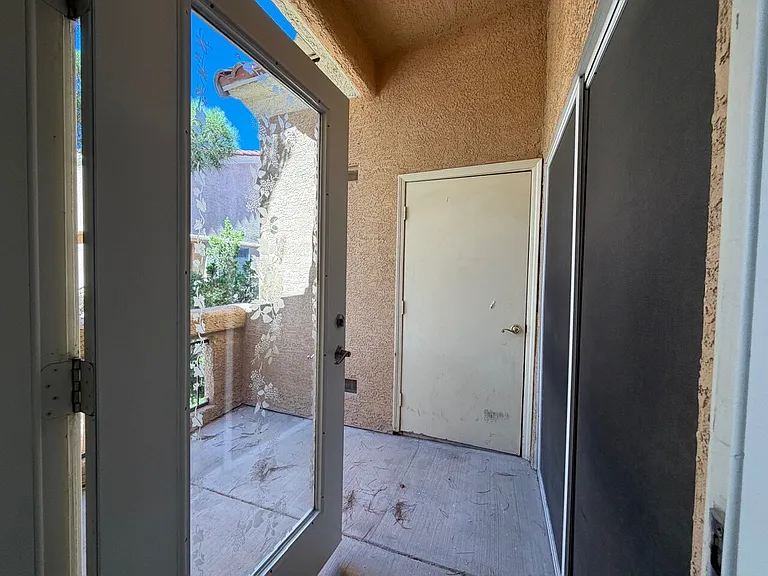 900 Heavenly Hills Ct #204 — Photo 41