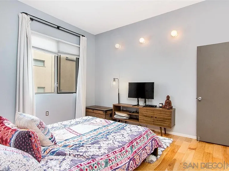 1601 Kettner Blvd #25 — Photo 15