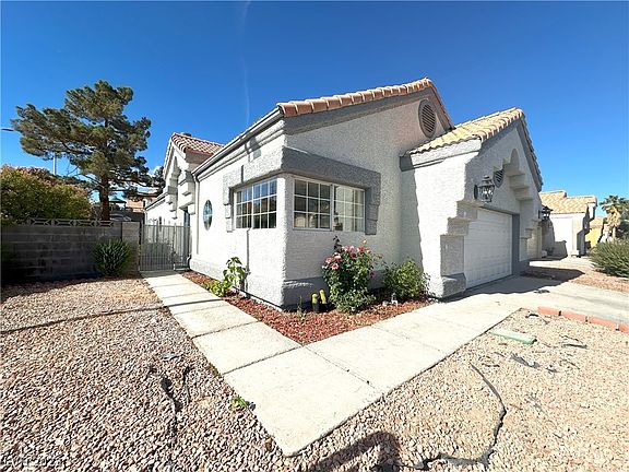 3rd image of 101 Clifton Heights Dr