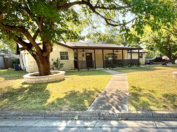 3557 Reeves St, North Richland Hills, TX 76117