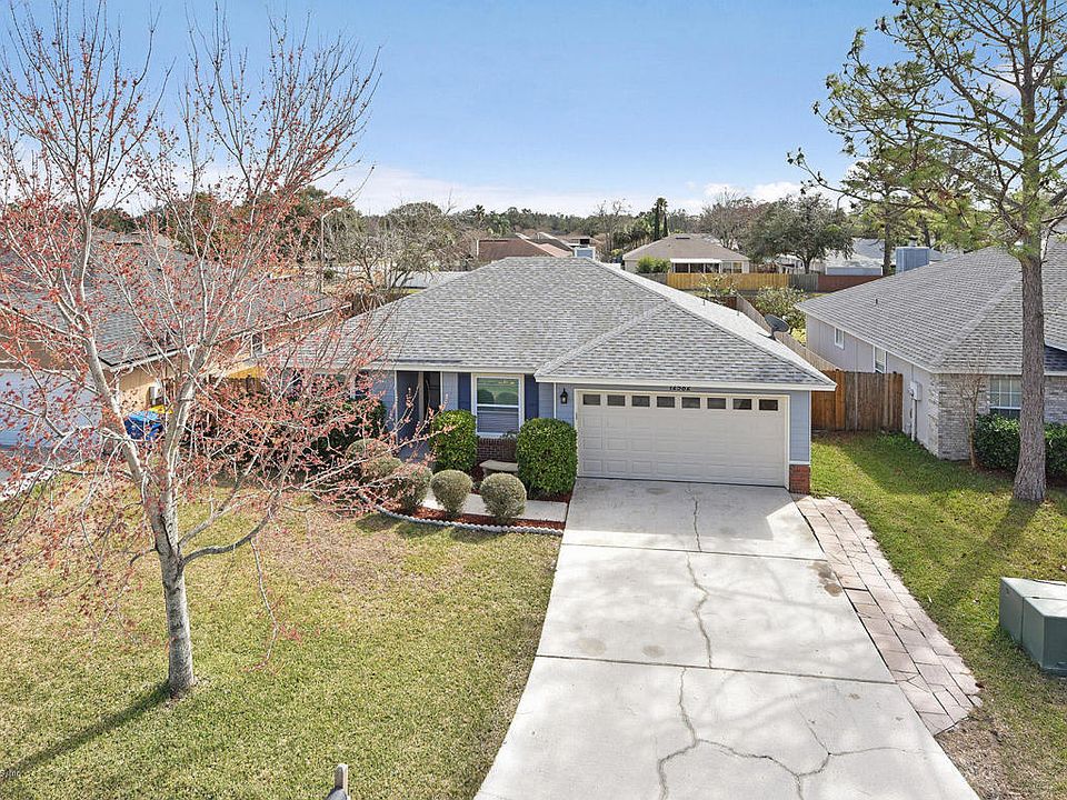 1st image of 12582 Hickory Lakes Dr S