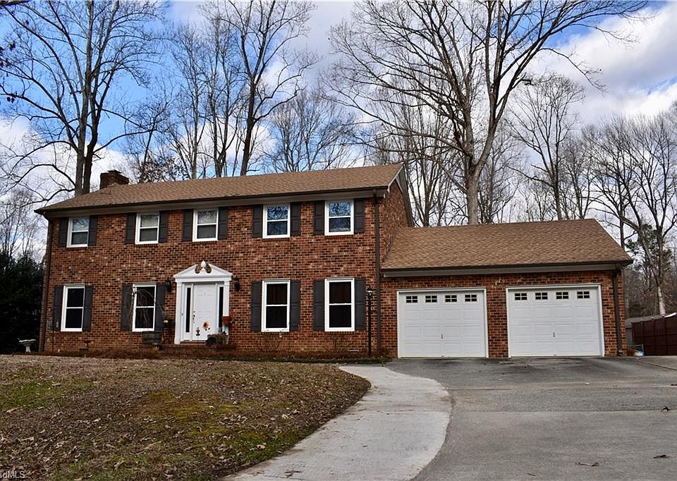 1st image of 4411 Oakcliffe Rd