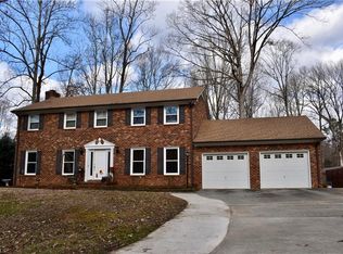 4411 Oakcliffe Rd, Greensboro, NC 27406