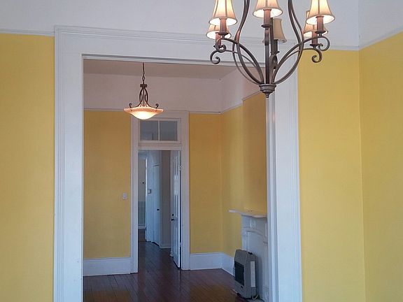 2nd image of 3401 Burgundy St