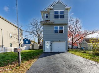 42 Jahn St, Keansburg, NJ 07734