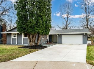 1900 Maryland Ave N, Golden Valley, MN 55427