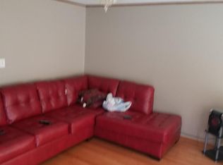 10119 S Van Vlissingen Rd, Chicago, IL 60617