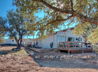 100 Denlu Rd, Kerrville, TX 78028