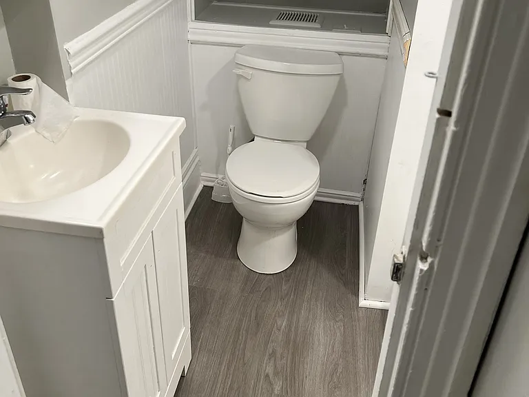 428 South St — Photo 2