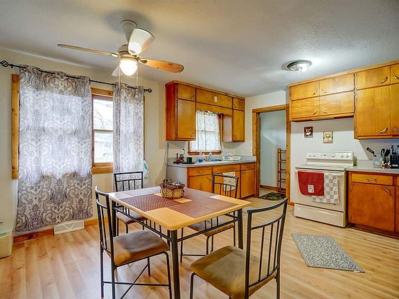 5th image of 1821 Liberty Ln