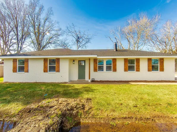 190 Saint Peter St, Raceland, LA 70394
