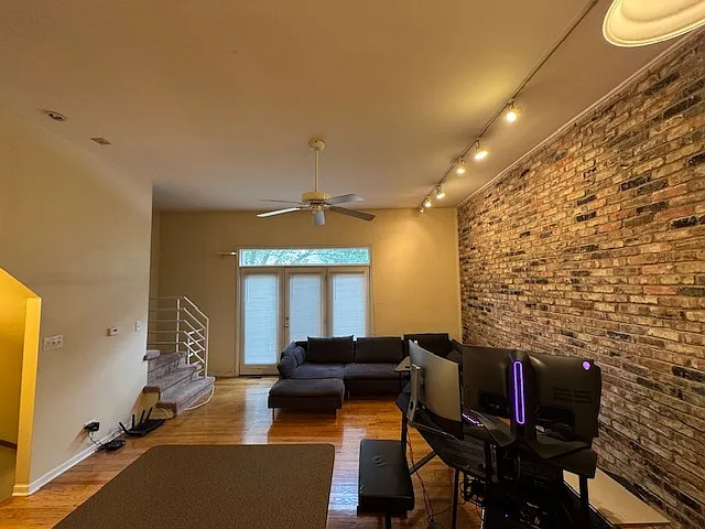 616 N Paulina St #1 — Photo 10
