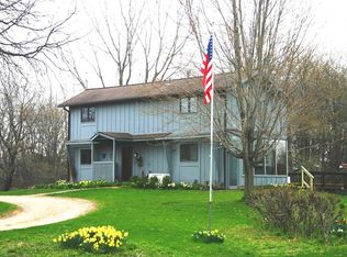 18710 Green Rd, Harvard, IL 60033