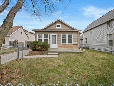 328 E Jackson Ave, Des Moines, IA, 50315