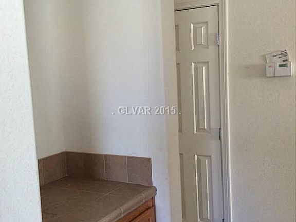 4th image of 4910 Celsion Rock St