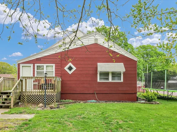 534 S Wood St, Gibson City, IL 60936